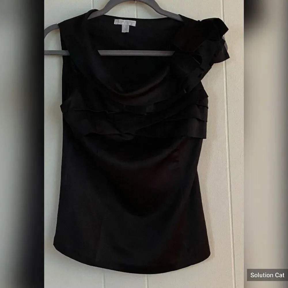 New York & Co Blouse Women's Black Sleeveless Ruffle Neckline Side Zip Size XS